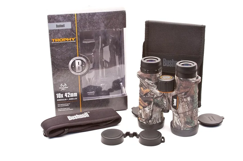 Бинокль Bushnell Trophy 10X42